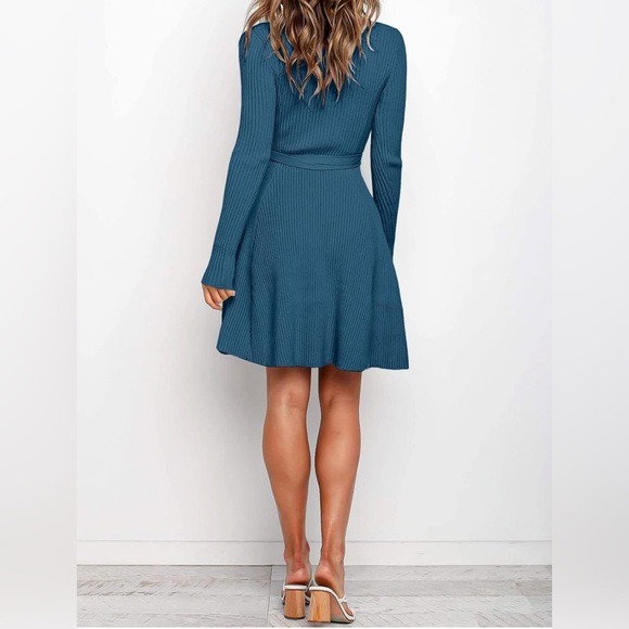 NWT Elegant Teal Long Sleeve Dress - Picture 6 of 10